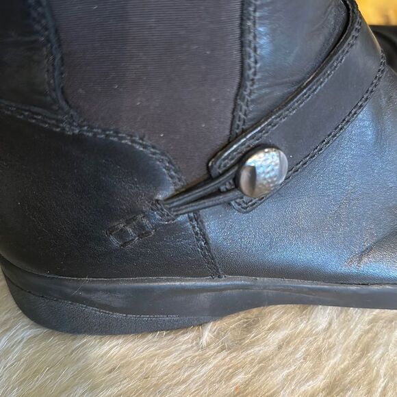 Collection by Clark’s 7.5 (3275) - Picture 4 of 8